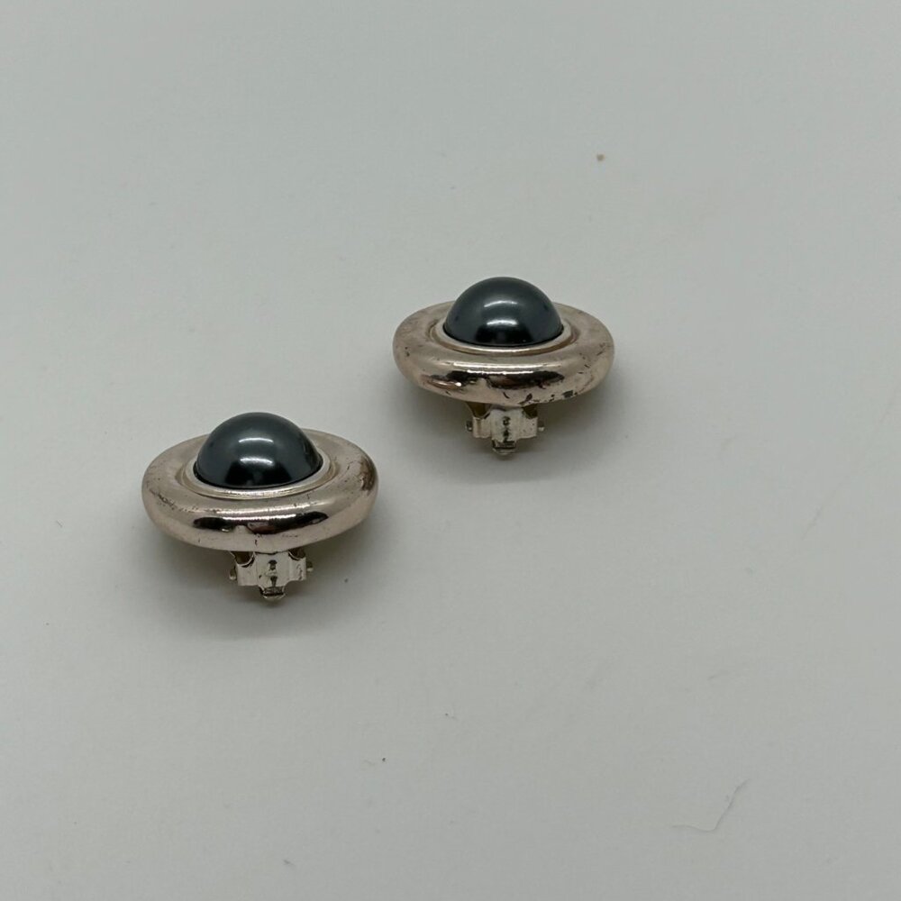 Vintage Carolee Clip-on Earrings Silver-tone Faux Black Pearl Button Modernist - Picture 4 of 14